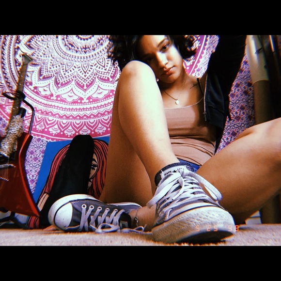 Meet your Posher, Aziah - Picture 5 of 11